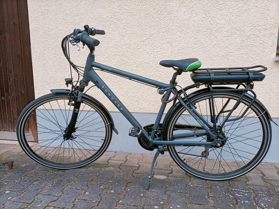 Zündapp Z802 E-Bike 28 Zoll, nur 50 km gefahren, gekauft 2022 in Hohenstein-Ernstthal