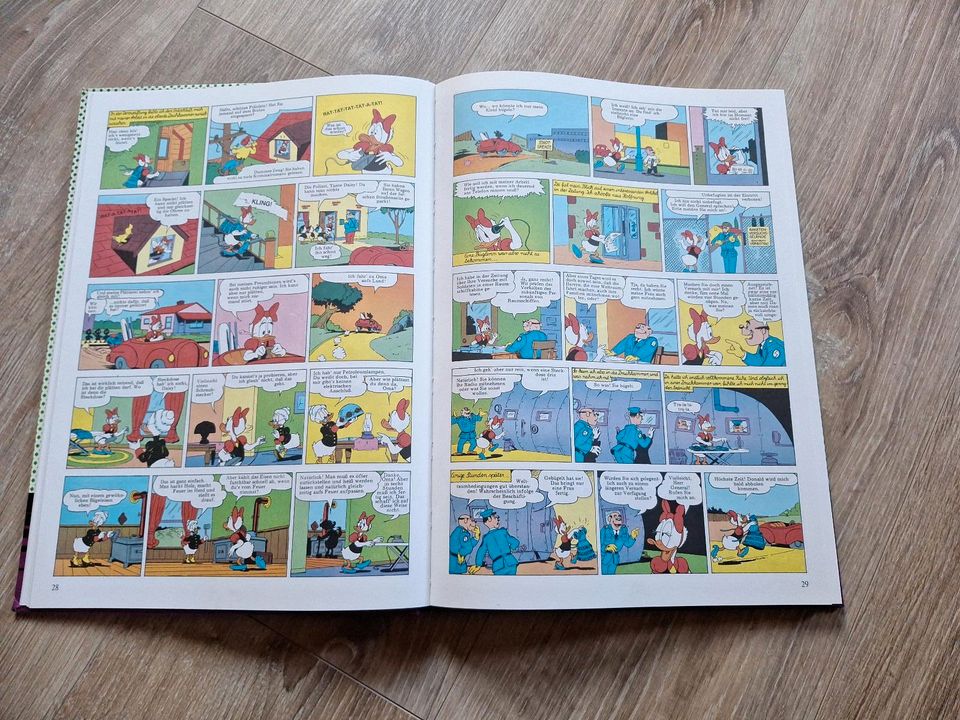 Walt Disney ,,Wir Donald und Daisy" Comic von 1985 in Frechen