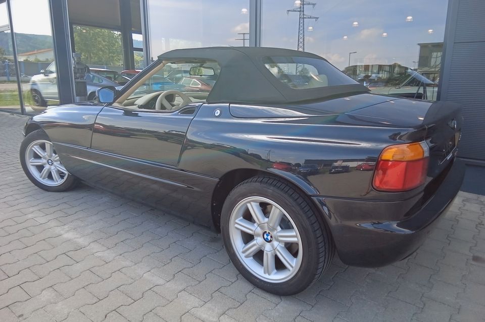 BMW Z1 TÜV neu - Historische Zulassung in Tutzing