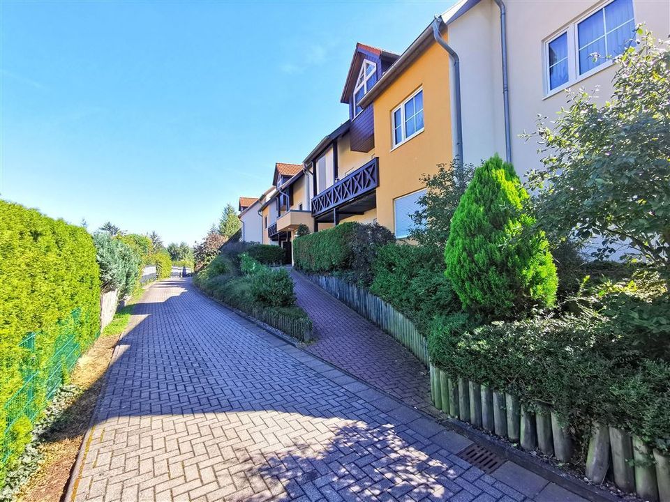 beziehbare Eigentumswohnung mit Balkon, Loggia und Tiefgarage am Hörselbergblick in Wutha-Farnroda in Wutha-Farnroda