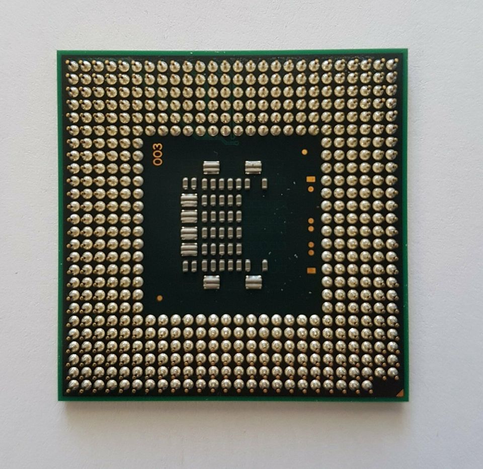 2x Intel Pentium T3200 2.00 GHz 1M Cache in Erlangen