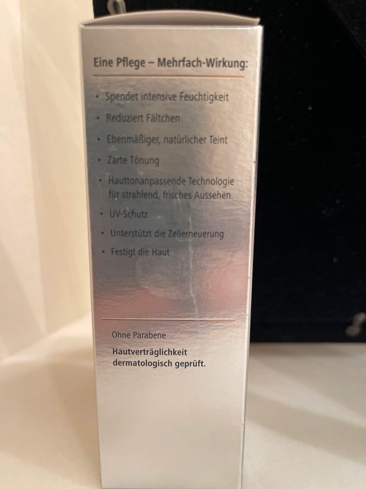 Medipharma cosmetics Hyaluron nude Perfection Fluid getönt in Fuldabrück