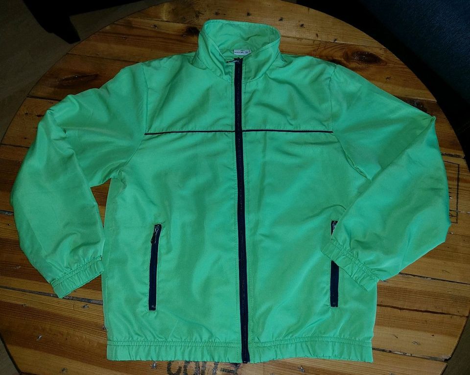 Tolle Jungen Sportjacke Funktionsjacke grün von Pocopiano Gr. 152 in Lehrte