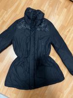 Damen G-Star Jacke Mantel Steppjacke Gr.M Schwarz Trenchcoat NEU Hessen - Gießen Vorschau