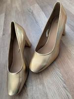 Schuhe Gold Pumps H&M 40 Nordrhein-Westfalen - Heinsberg Vorschau