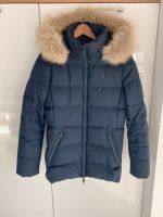 Hilfiger Daunen Jacke Tyra mit Fake Fur Kragen Navy Blau Top Nordrhein-Westfalen - Löhne Vorschau