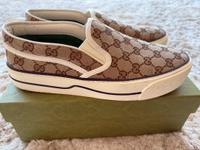 Gucci Sneaker Tennis 42 mit Box und Beutel Unisex Schuhe Hamburg-Mitte - Hamburg Altstadt Vorschau