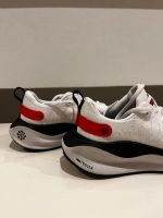 Laufschuh Nike Infinity Run 4 white black light crimson 44 NEU Nordrhein-Westfalen - Nideggen / Düren Vorschau