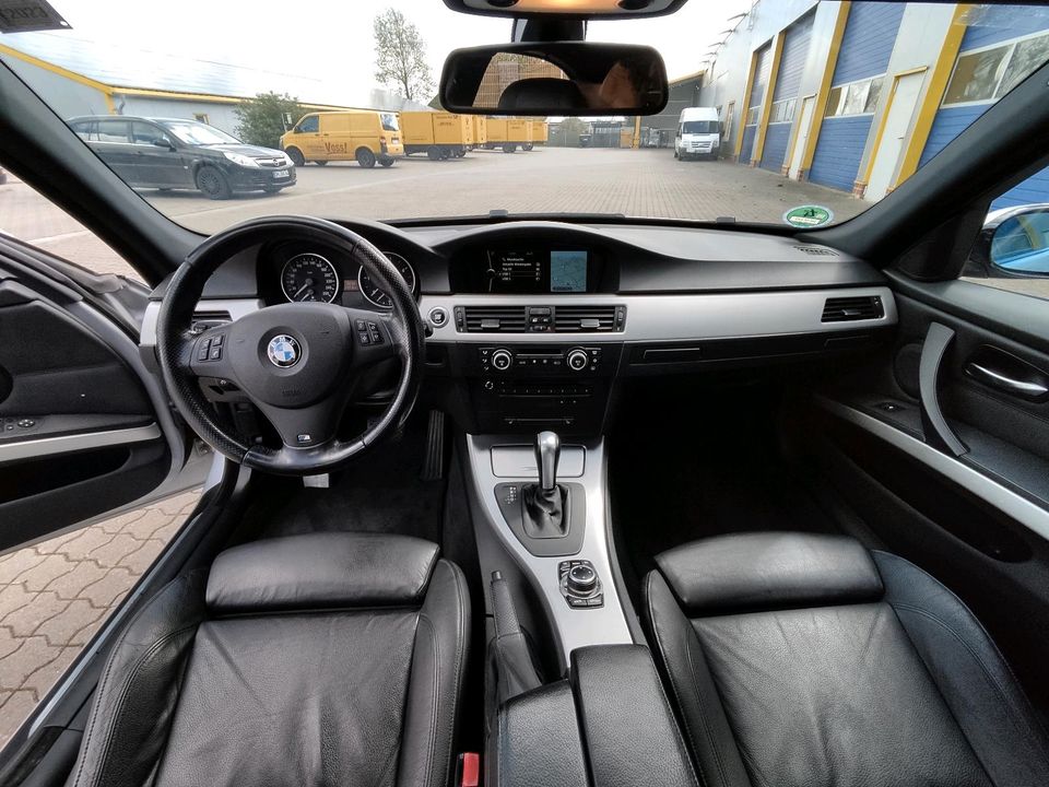 BMW 330 d E90 Lim. M-Performance, BBS in Barnstorf