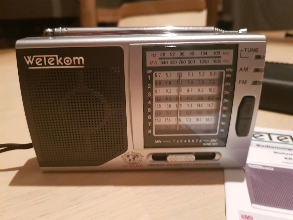 Mini Weltempfänger Reise Radio Neu in OVP in St. Egidien