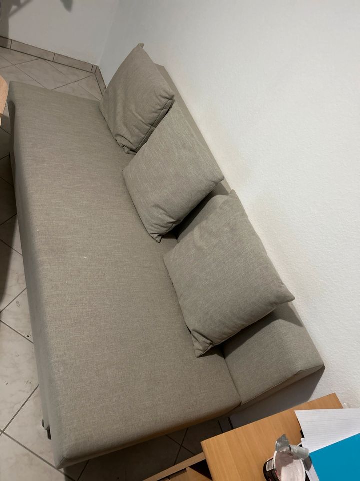 Schlafsofa für 2 Personen in Karlsruhe