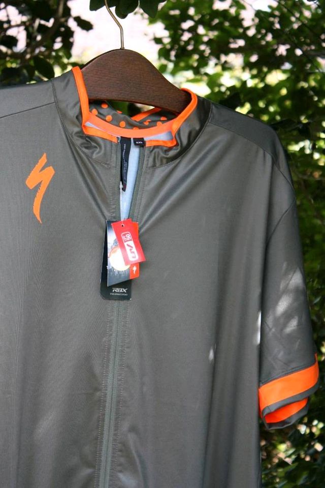 NEU: Specialized Da.-Bike Shirt XXL mit 50 UV-Schutzfaktor !! in Aachen