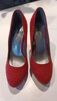 Highheels mit kleinen Glitzersteinen catwalk pumps Niedersachsen - Grafhorst Vorschau