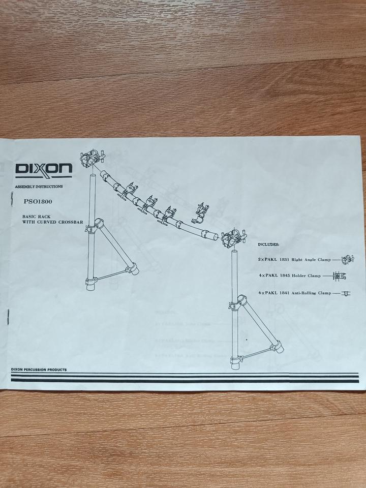 Dixon Schlagzeug Rack mit 6 Klammern, zwei Beckenhaltern etc. in Neuhausen