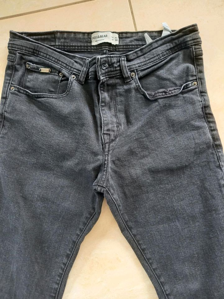 Pull & Bear Jeans Gr. EUR 42, 32 in Halstenbek