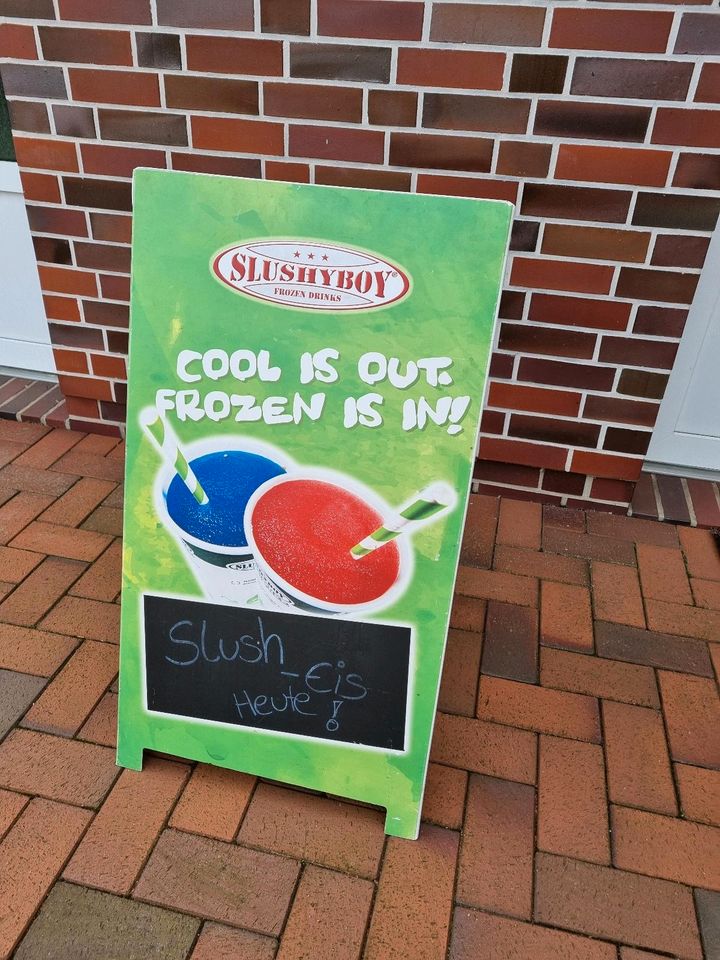 Slushyboy kundenstopper beachflag slusheis Werbung eis in Großheide