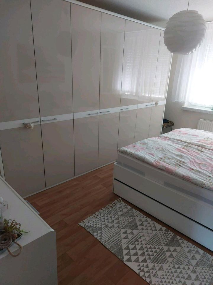 ***SCHLAFZIMMER KOMPLETT ABZUGEBEN***** in Dresden