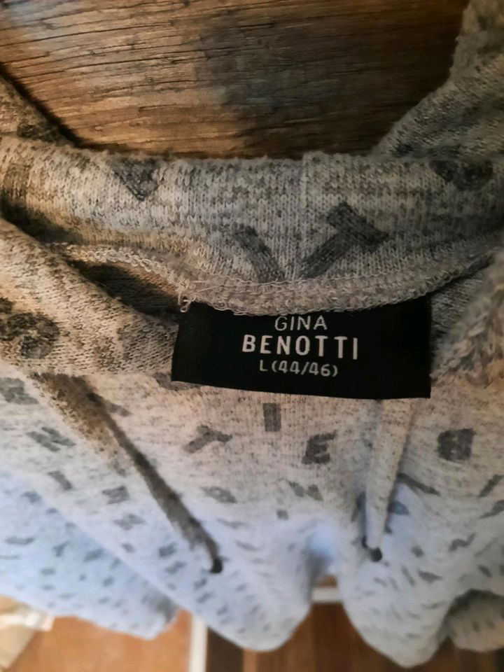 Kapuzensweater von Gina Benotti in  L (44/46) in Damnatz