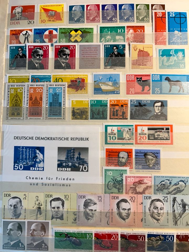 DDR- Briefmarken Alben in Nürnberg (Mittelfr)