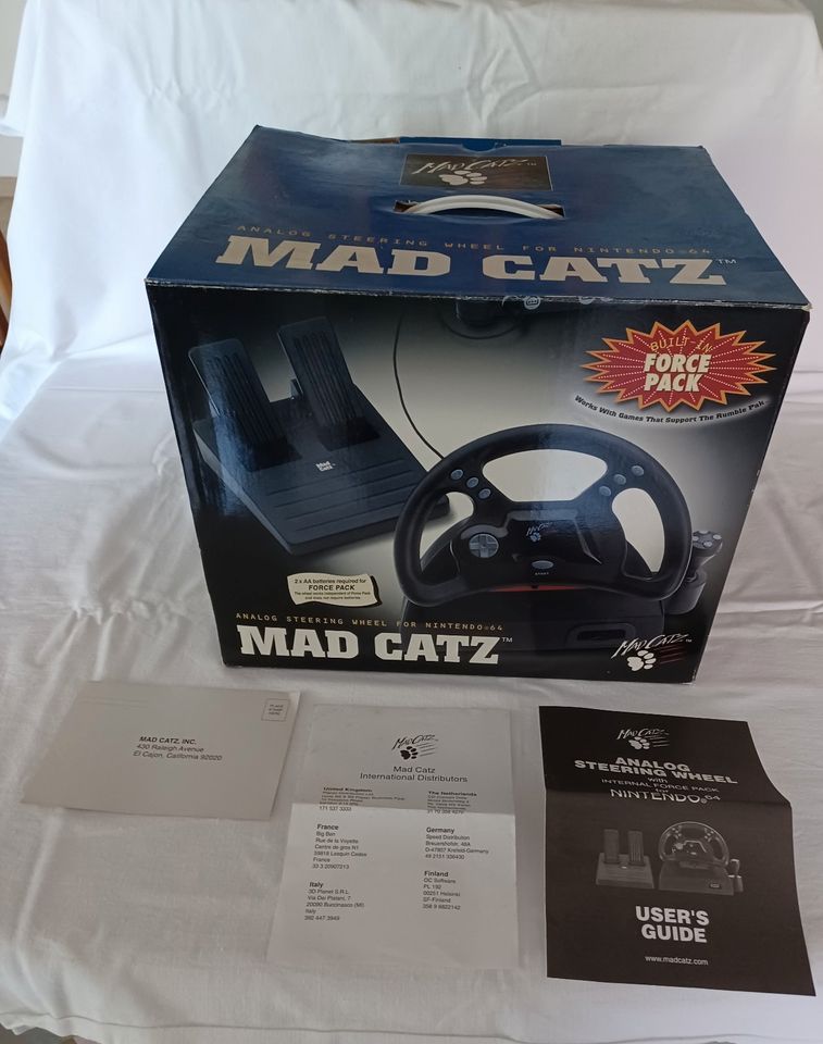 MAD CATZ Analog Steering Wheel for Nintendo 64 in Köln