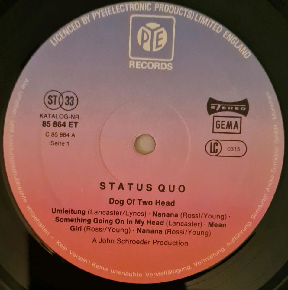 Status Quo: Dog of two Head   Vinyl   LP Gatefold in Nottensdorf