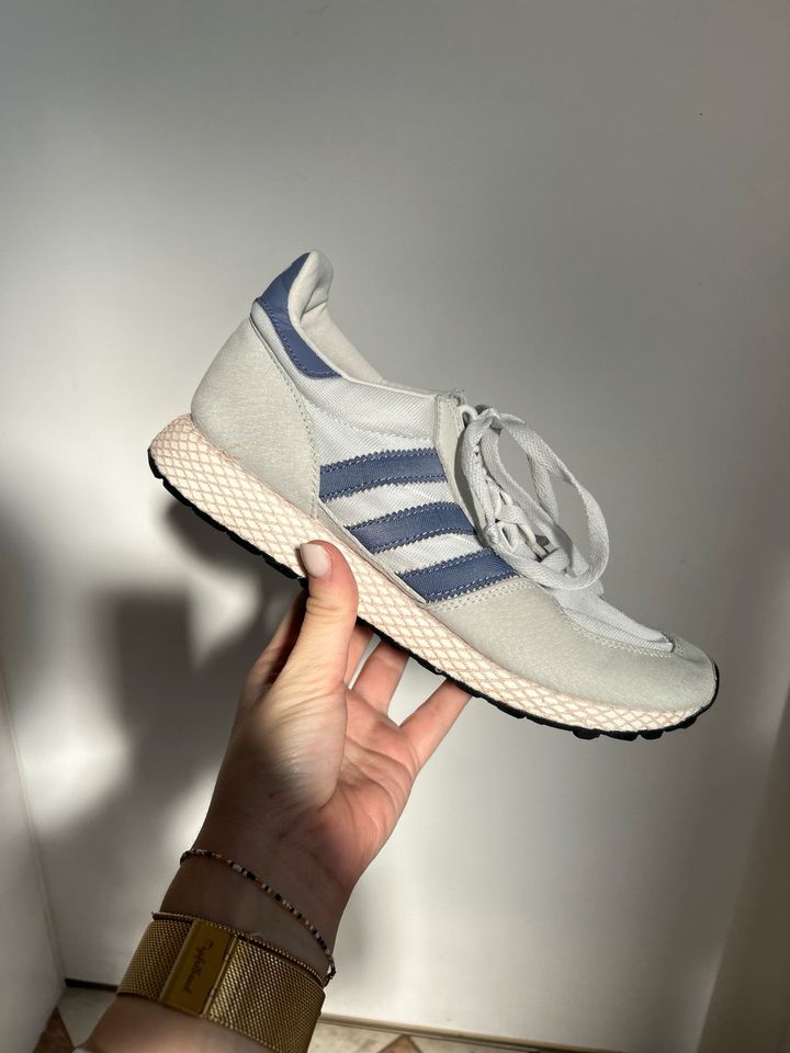 Adidas Sneaker/Größe 39 in Tholey