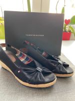 Tommy Hilfiger Pumps / Sandalen Dresden - Loschwitz Vorschau