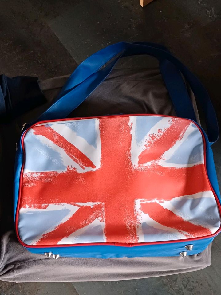 Umhängetasche Tasche England in Lübbecke 