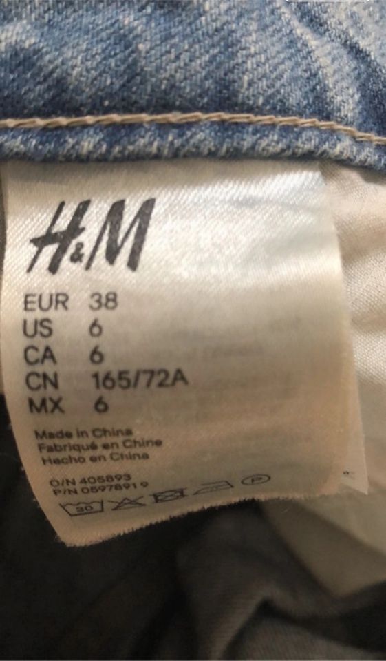 H&M Jeans Shorts 38 in Altenstadt Iller