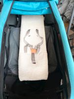 Weber Babyschale Thule Croozer mit Teddyfell beige Bayern - Ingolstadt Vorschau