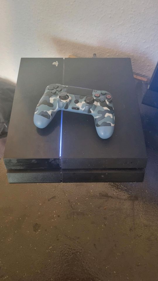 Playstation 4 + Controller in Ilvesheim