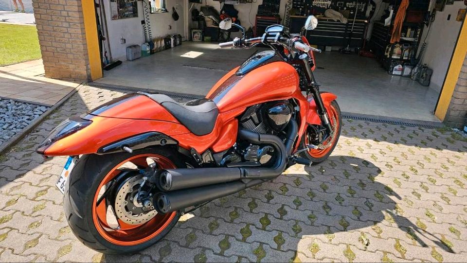 Suzuki Intruder VZR1800 in Berlin