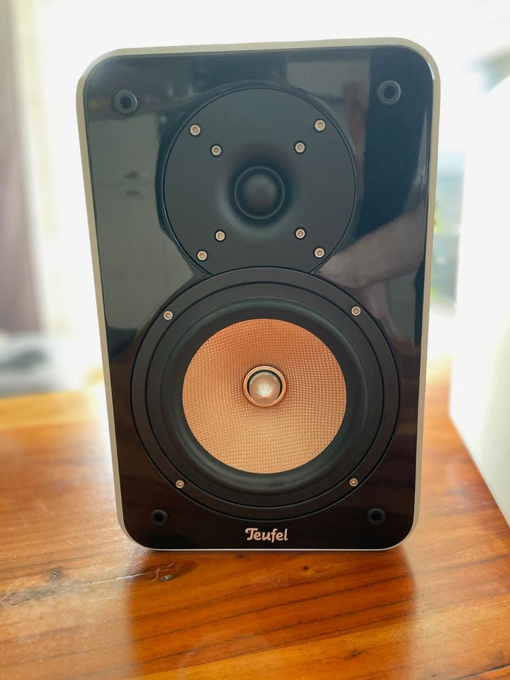 Teufel Ultima 20 Mk2 mit Verstärker & Wandhalterung in Mering