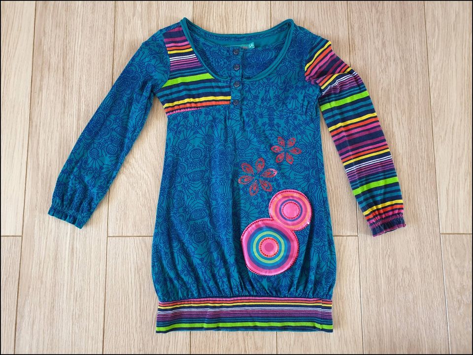 Desigual Kleid Gr. 110/116 in Konz