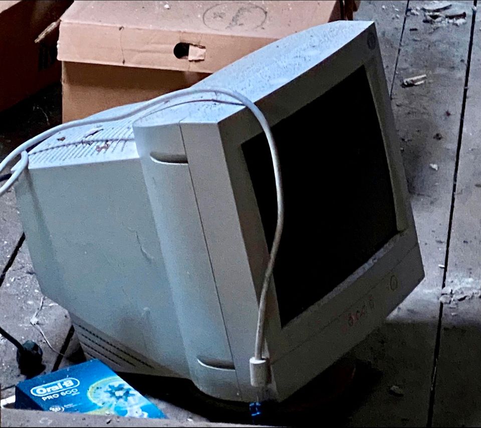 Computerbildschirm Bildschirm PC Computer zu verschenken in Butjadingen