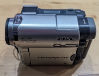 Sony Bundle "Kamera DSC-P10 und Camcorder DCR-HC14E" Nordrhein-Westfalen - Vettweiß Vorschau