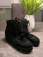 Waldläufer Damenschuh Stiefel Boots schwarz Wildleder Gr. 40 Niedersachsen - Hessisch Oldendorf Vorschau