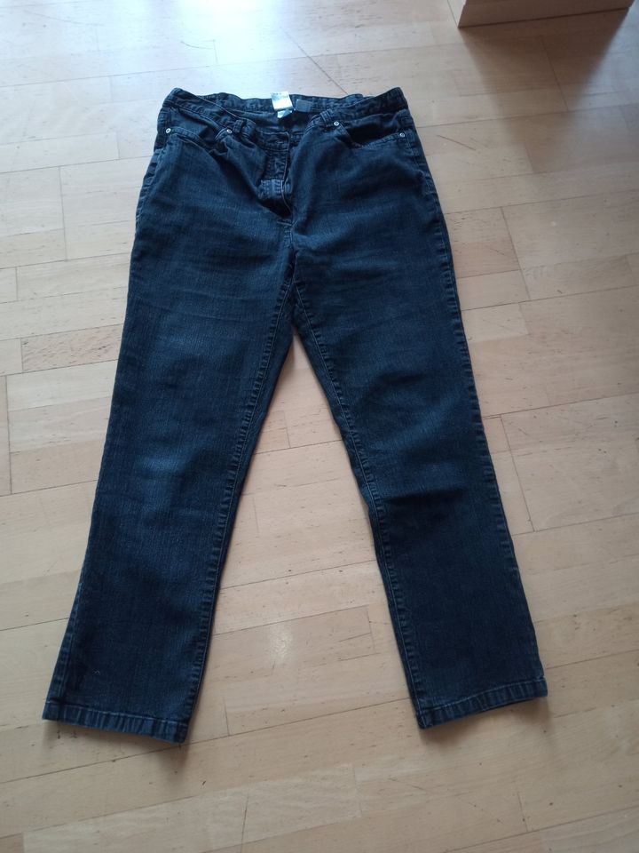 Damen Jeans in Waldkraiburg