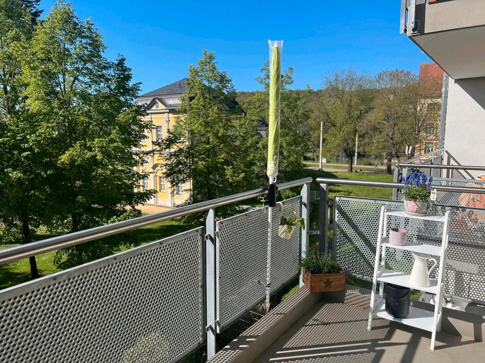 Helle, gemütliche 1 Zimmer Wohnung mit großem Balkon in Gera