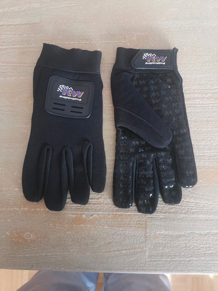 KW Feinmechaniker Handschuhe Motorsport in Hardert