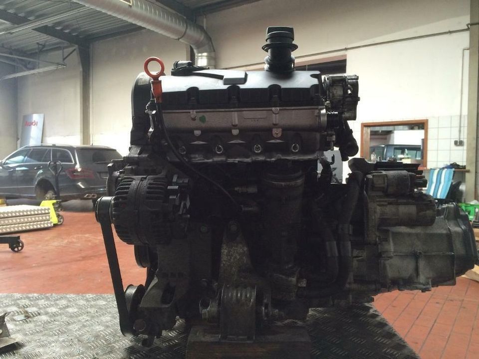 VW T5 1.9 TDI BRR BRS AXB Motor Motorinstandsetzung Überholung in Lage