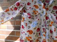 leichte luftige Blumen Bluse Rayon Gr XS rot gelb blau weiß Pankow - Prenzlauer Berg Vorschau