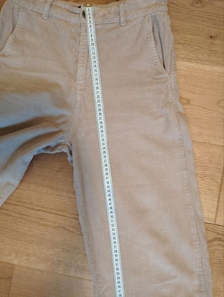 Indi&cold San Sebastian Gr 40 Cordhose beige 7/8 Hose weit/neuw! in Brühl