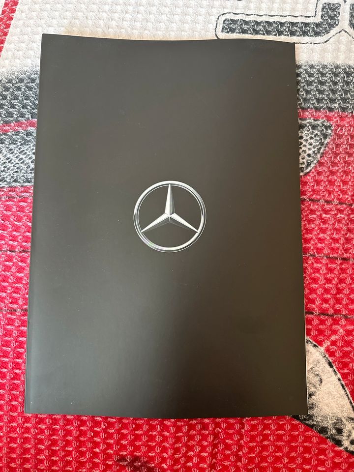 Mercedes-Benz Notizbuch in Stuttgart