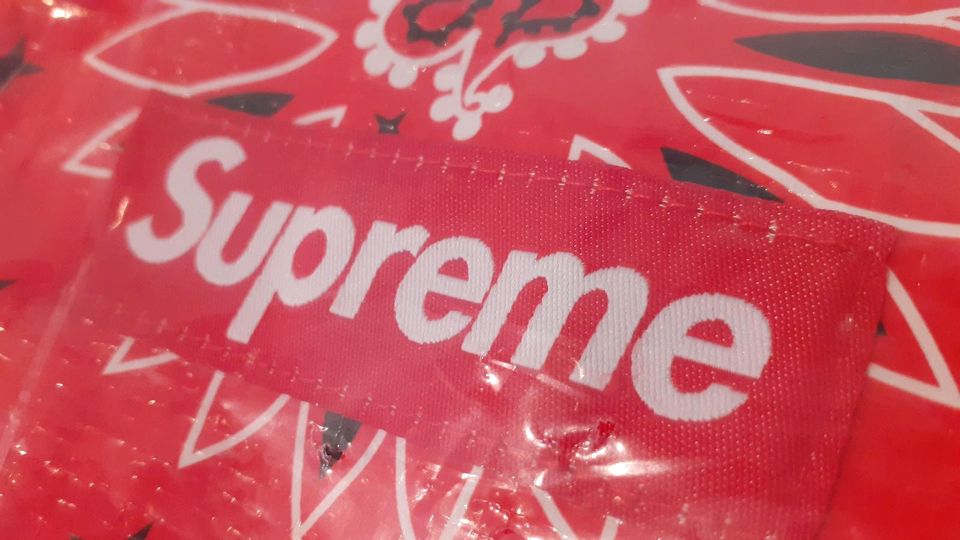 Supreme Bandana Bag | NEU✅ in Mechernich