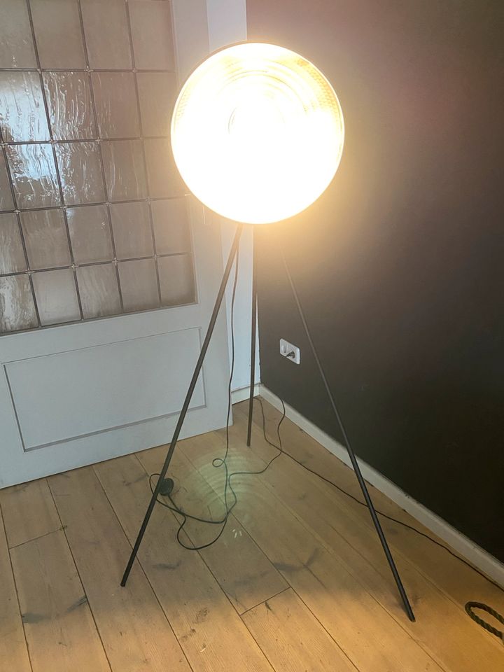 Stehlampe, Lampe, Stand/Licht in Berlin
