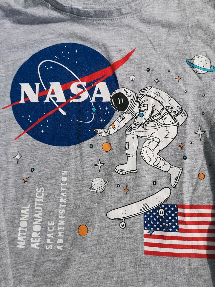 Jungs Langarmshirt Gr. 140 /146, Grau, NASA, bpc in Aerzen