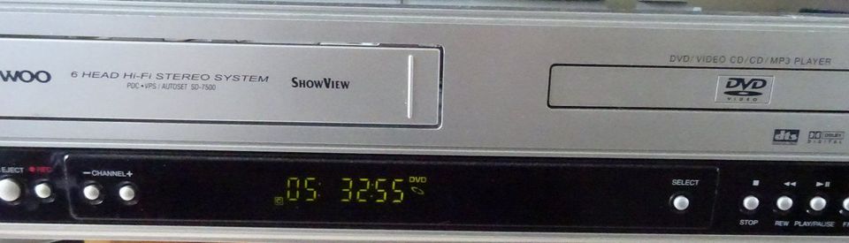 DAEWOO SD7500 Hi-Fi DVD-Recorder video 6 Head VHS in Nürnberg (Mittelfr)