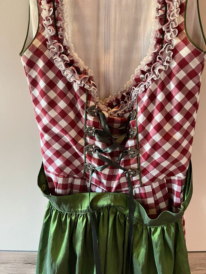 Dirndl in Größe 32/ 164 der Marke Fuchs in Kirchberg i. Wald