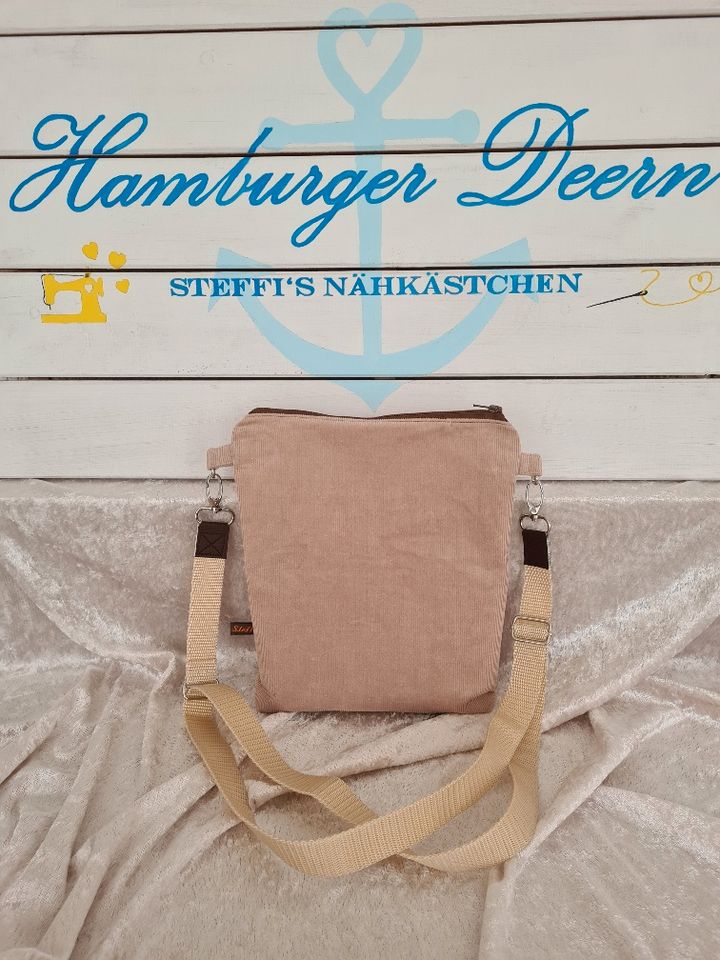 Umhängetasche „Steffi“ Cord beige oder schwarz / Gurtbandtasche in Hamburg